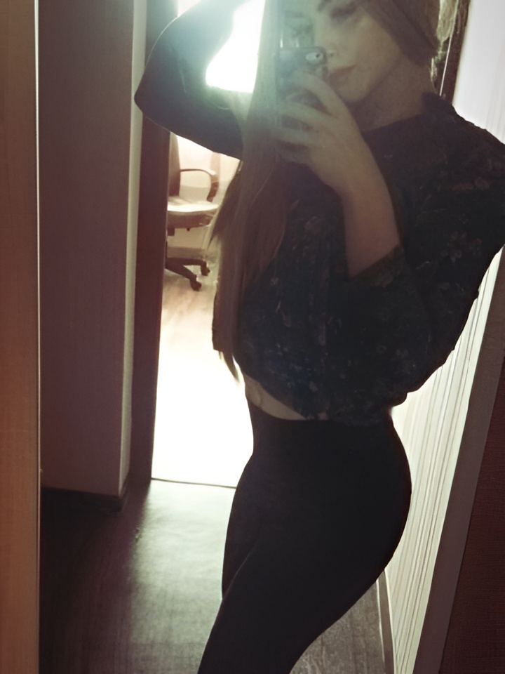 Роксана привлекальеная девушка из Ужур цена от 2000 руб