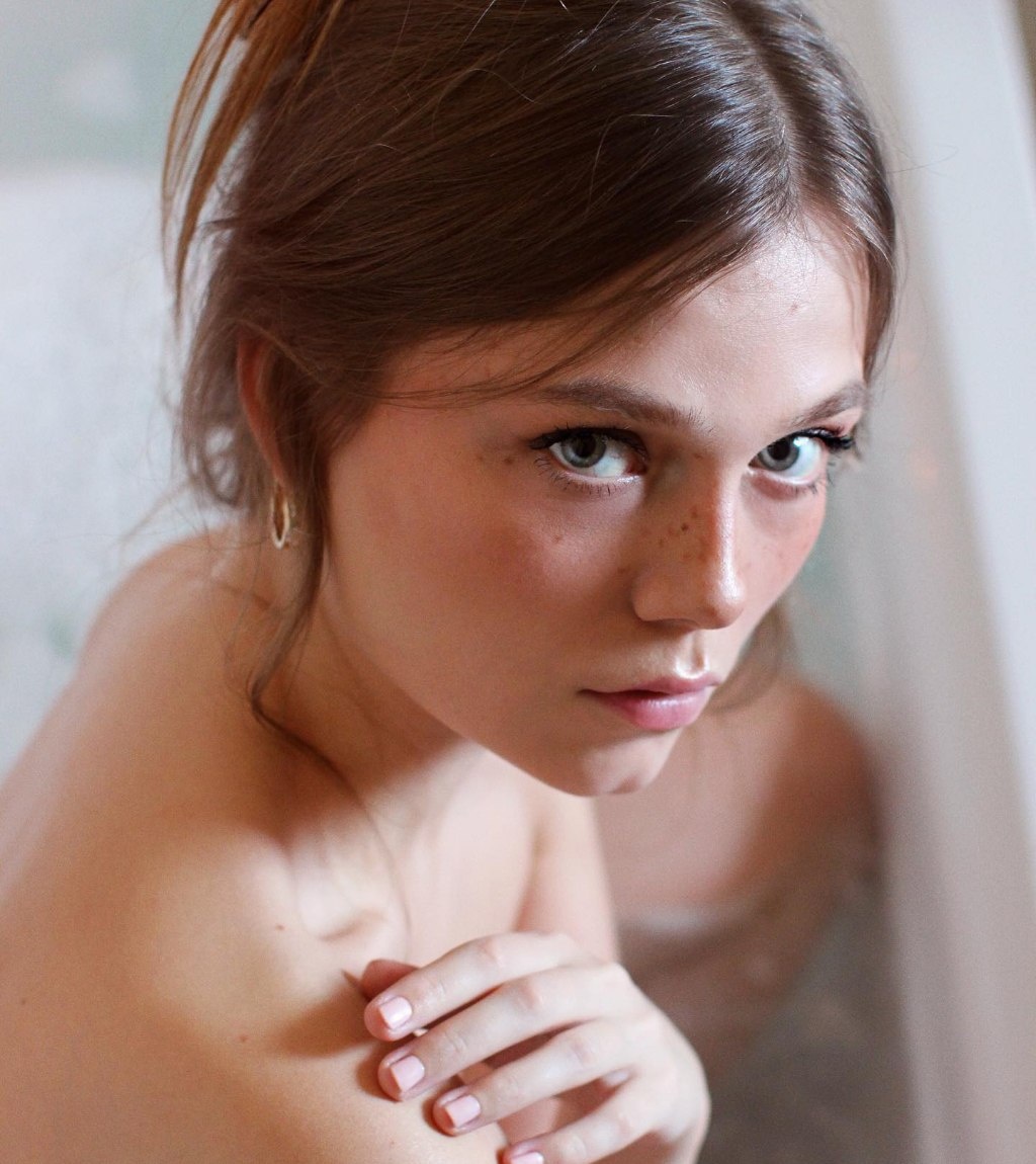 Ника привлекальеная девушка из Ужур цена от 3000 руб