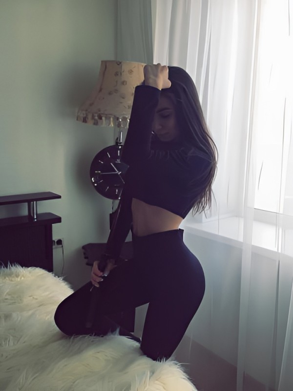 Фаина привлекательная девушка из Ужур цена от 10000 руб