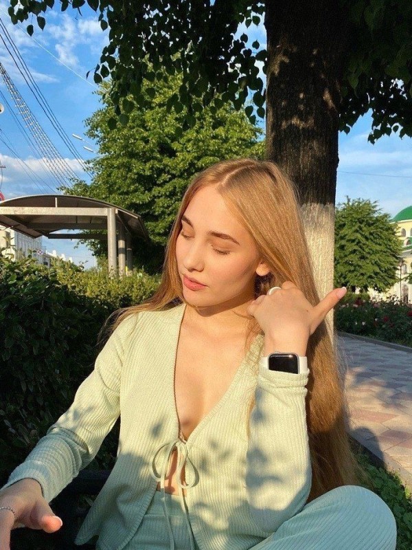 Милана привлекательная девушка из Ужур цена от 3000 руб