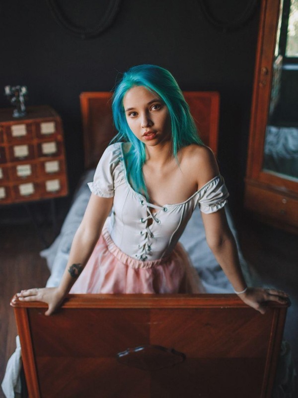 Юля привлекательная девушка из Ужур цена от 5000 руб